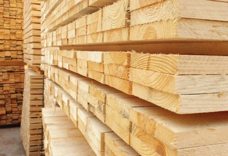 Finistere Bois Elagueur A Landerneau Bois Oeuvre01